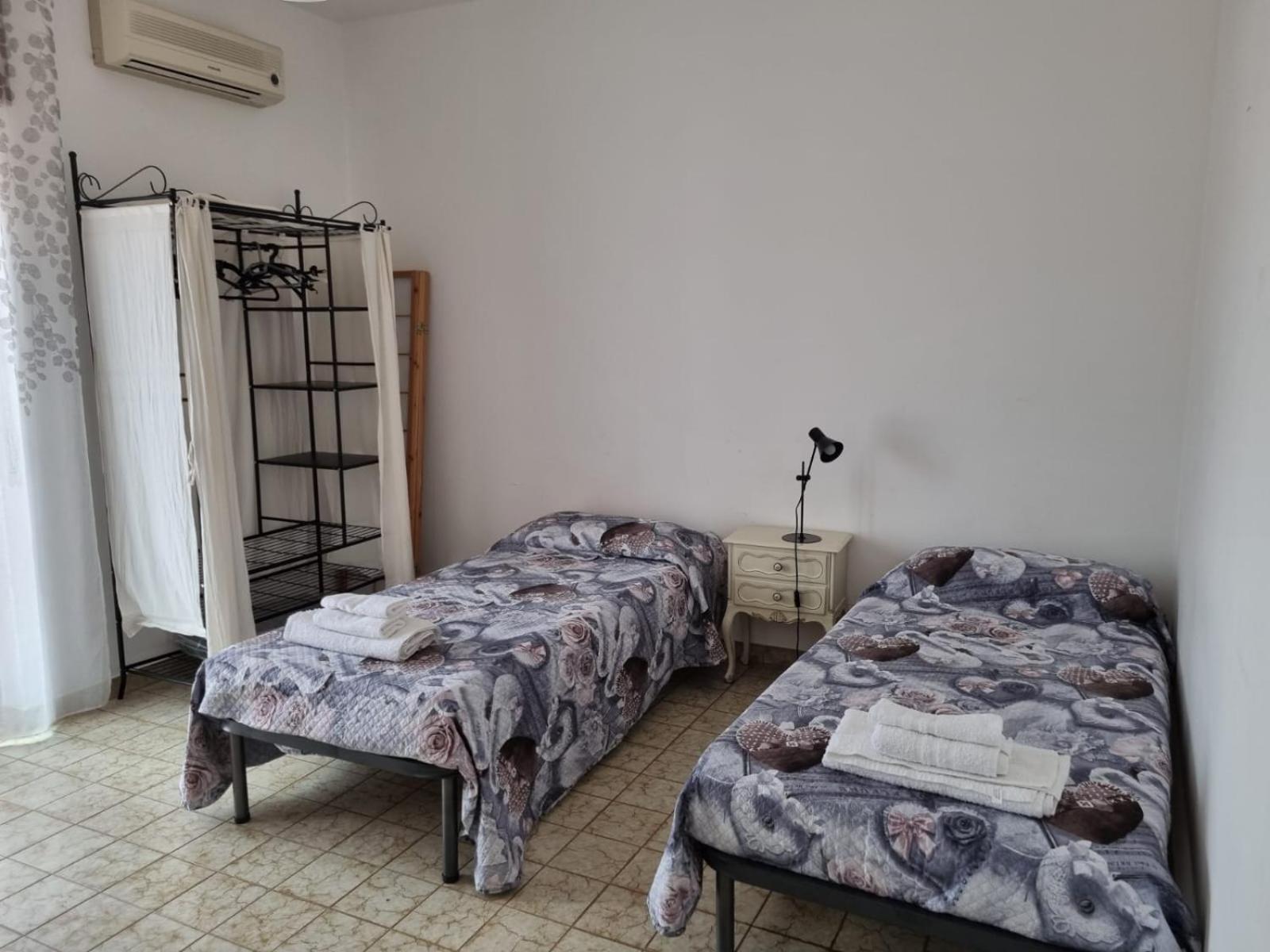 Appartamento In Villa Diamante Luaran gambar